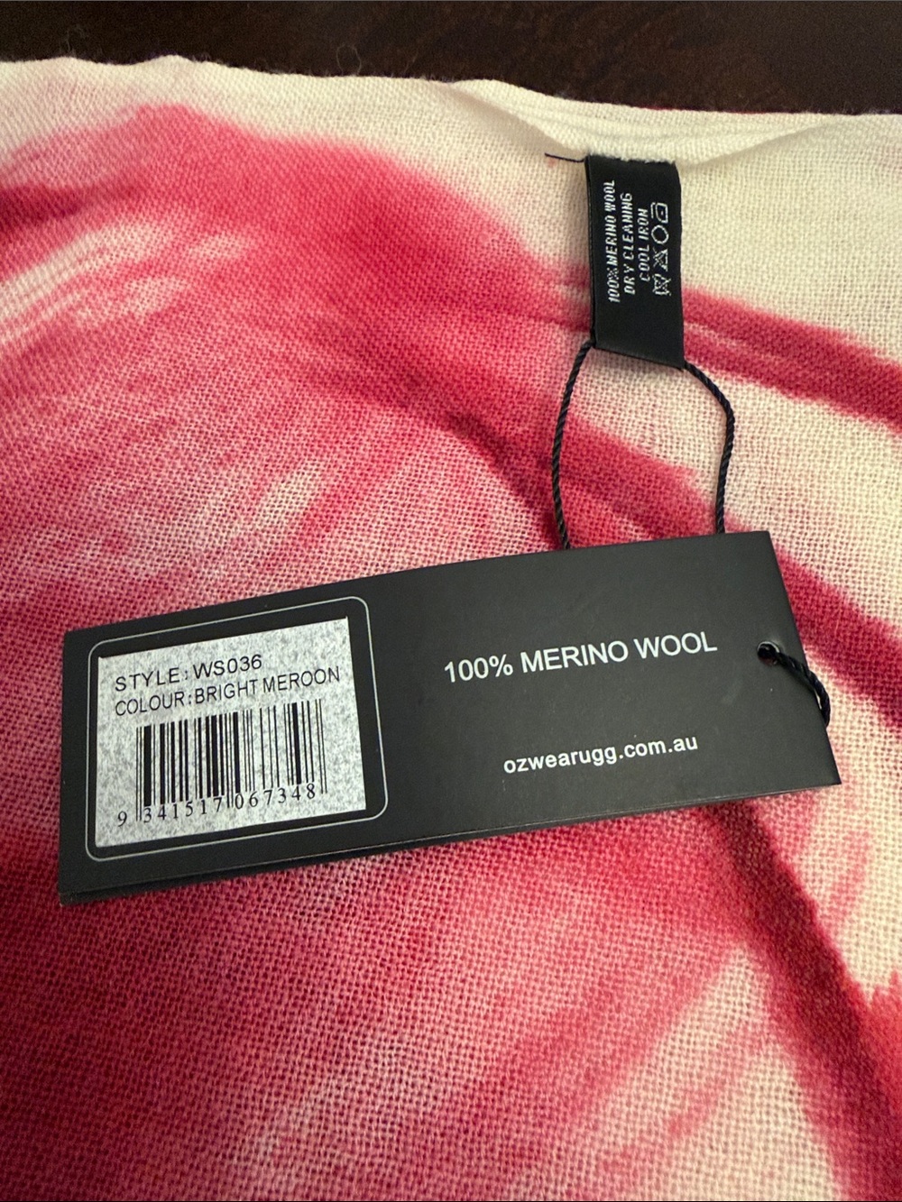 UGG Merino Wool Scarf - Picture 3 of 4
